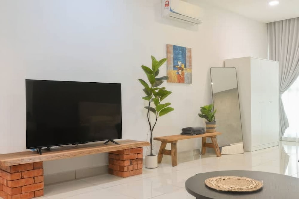 Luxstay Atria Sofo Suites Apartments