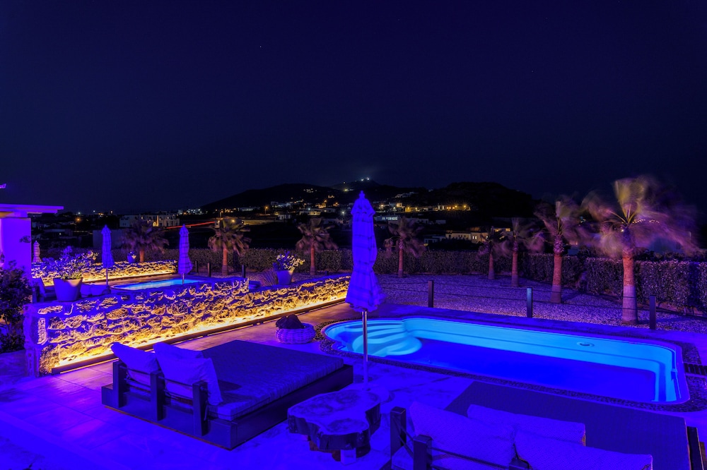Aurora Mykonos Villas 1