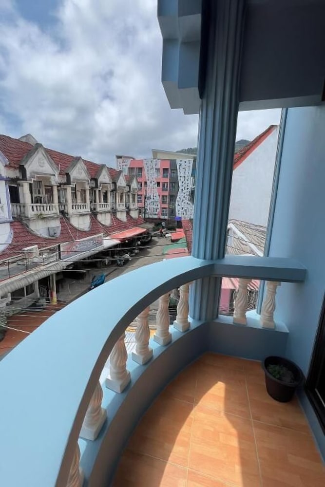Sundiva Guest House