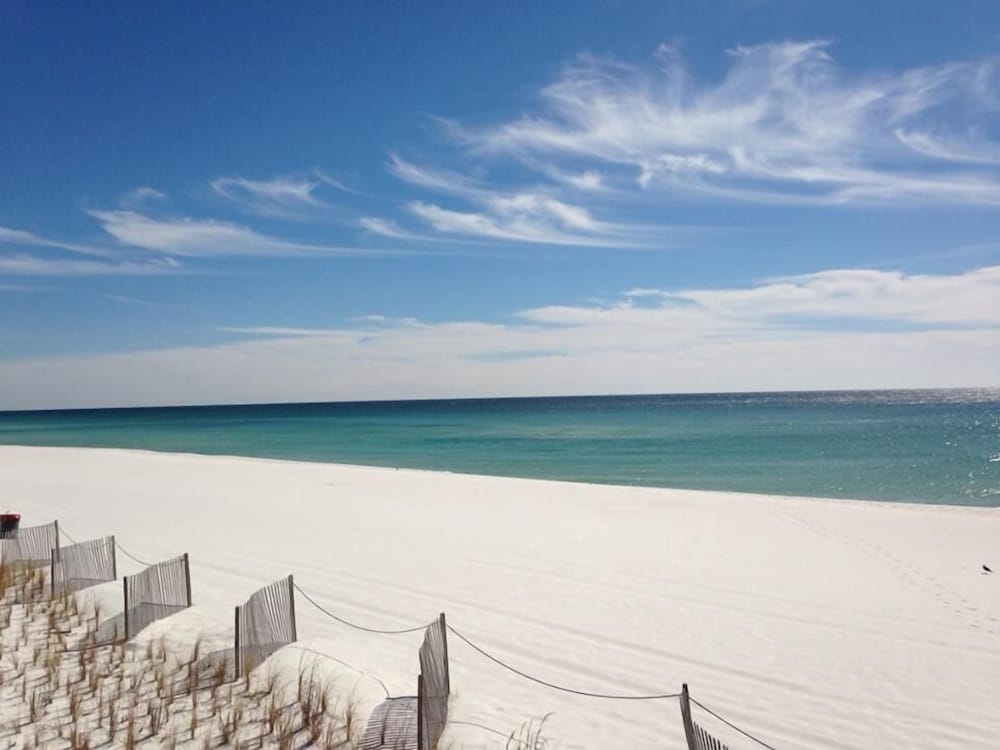 Surf Dweller 205 - Seaspray Getaway