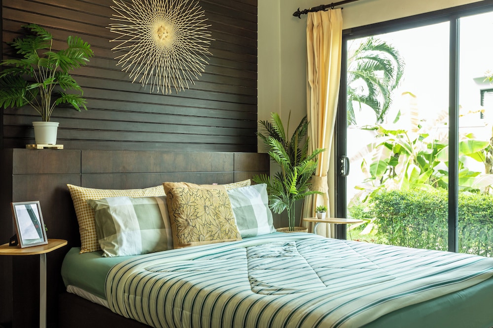 3BR Pool Villa Quiet Stay V67