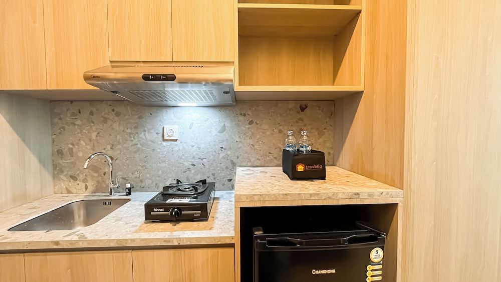 Fully Furnished Studio Room At Ciputra World 2 Apartment