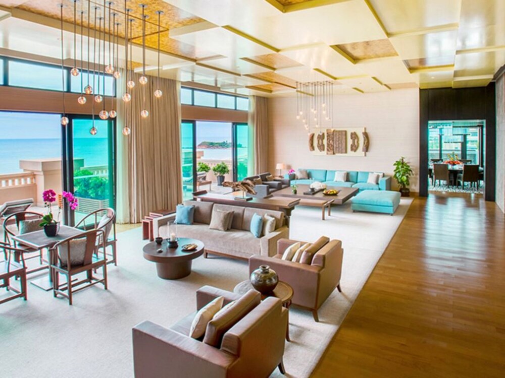 Raffles Hainan