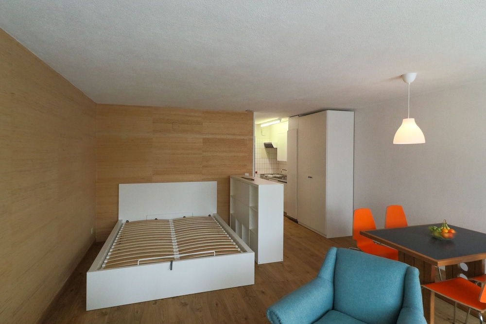 Apartments Cresta