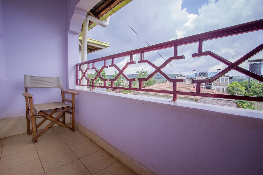 Ivys Inn Guest House