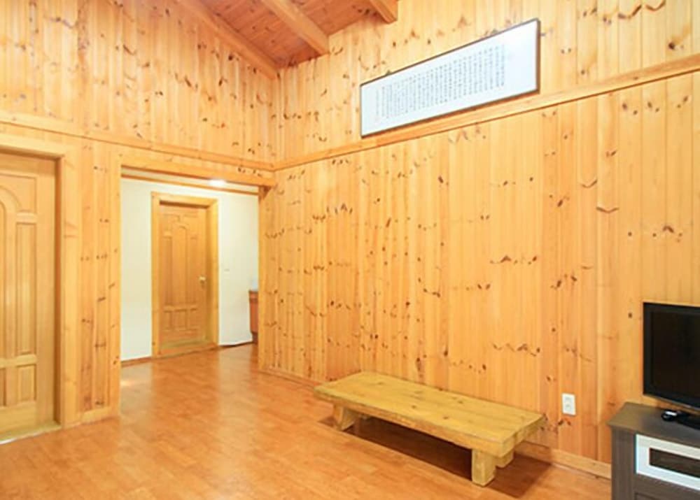 Goesan Namgang Pension