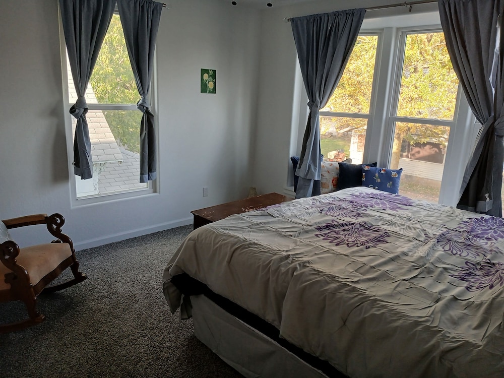 Photo 6
