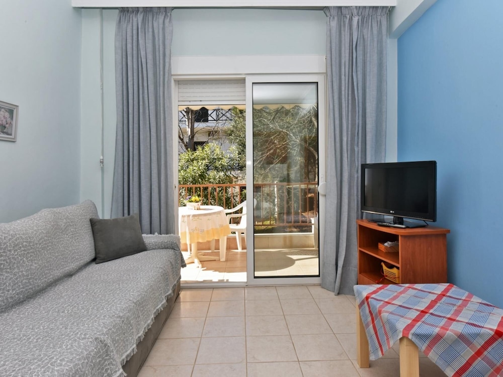 Lillian Apartment by Travel Pro Services view 5