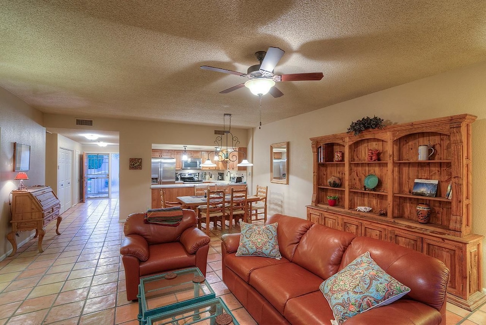Cactus Retreat By Signature Vacation Rentals