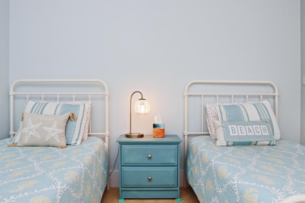 Barefoot Cottage B49 - Seabbatical