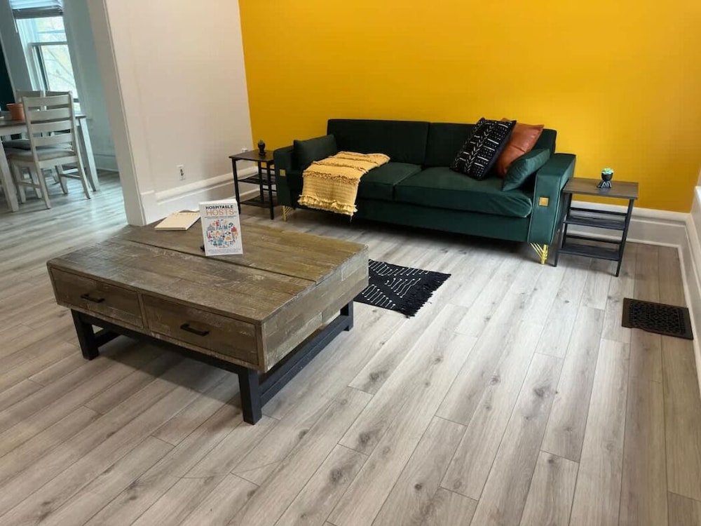Jungle House Boutique Residences – Downtown Columbus & Short North