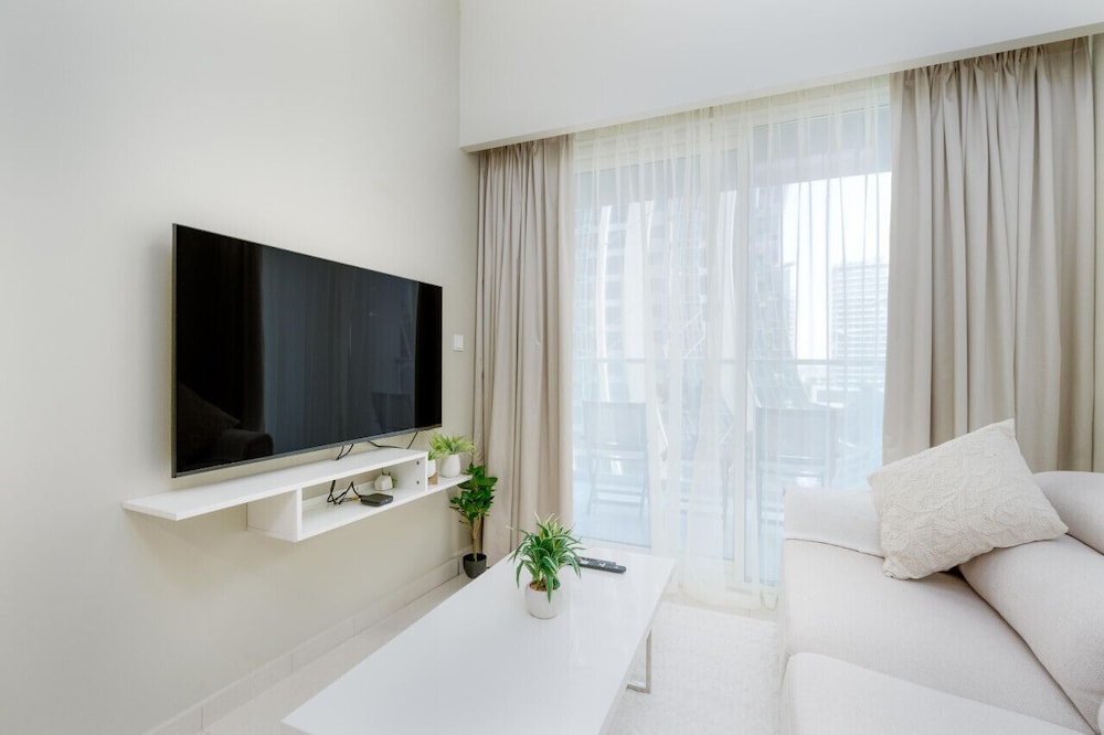 Fascinating 1 BR at Vera