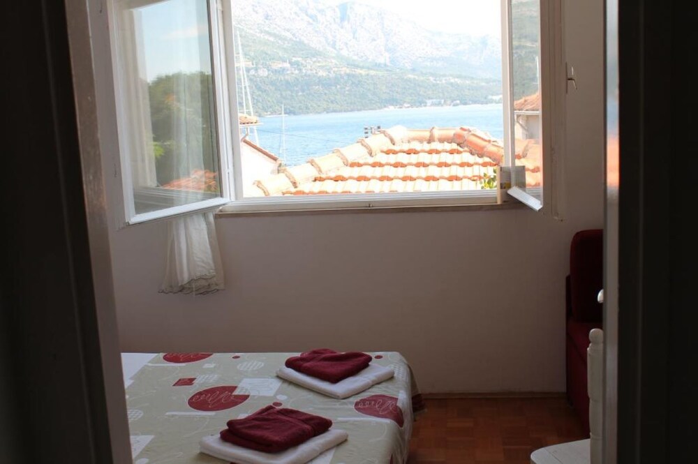 Vedro - 50 m From sea - 1- Red view 5