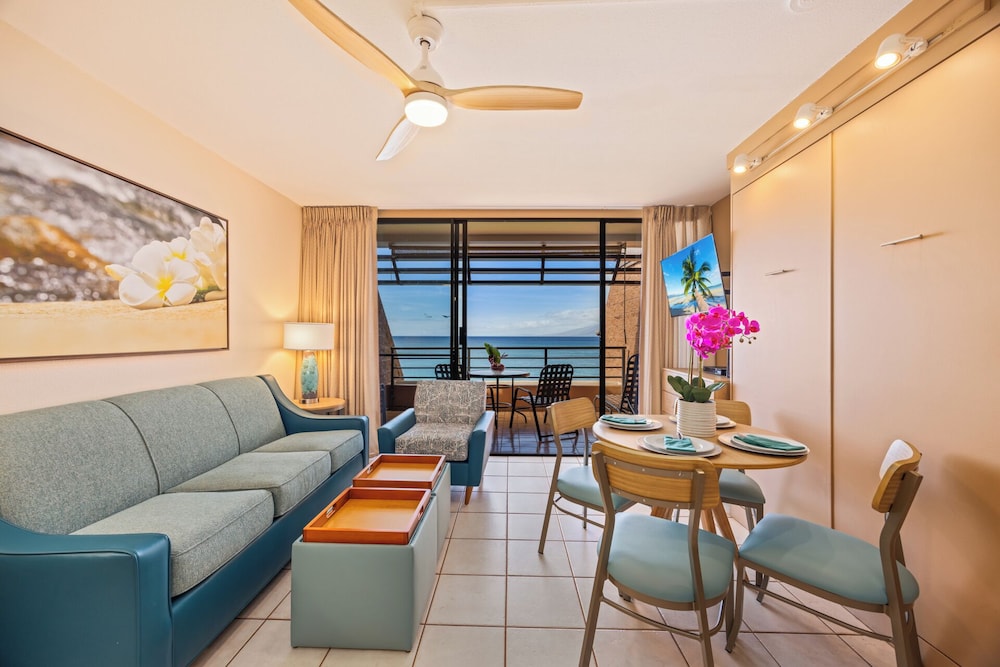 Kuleana Club - 611