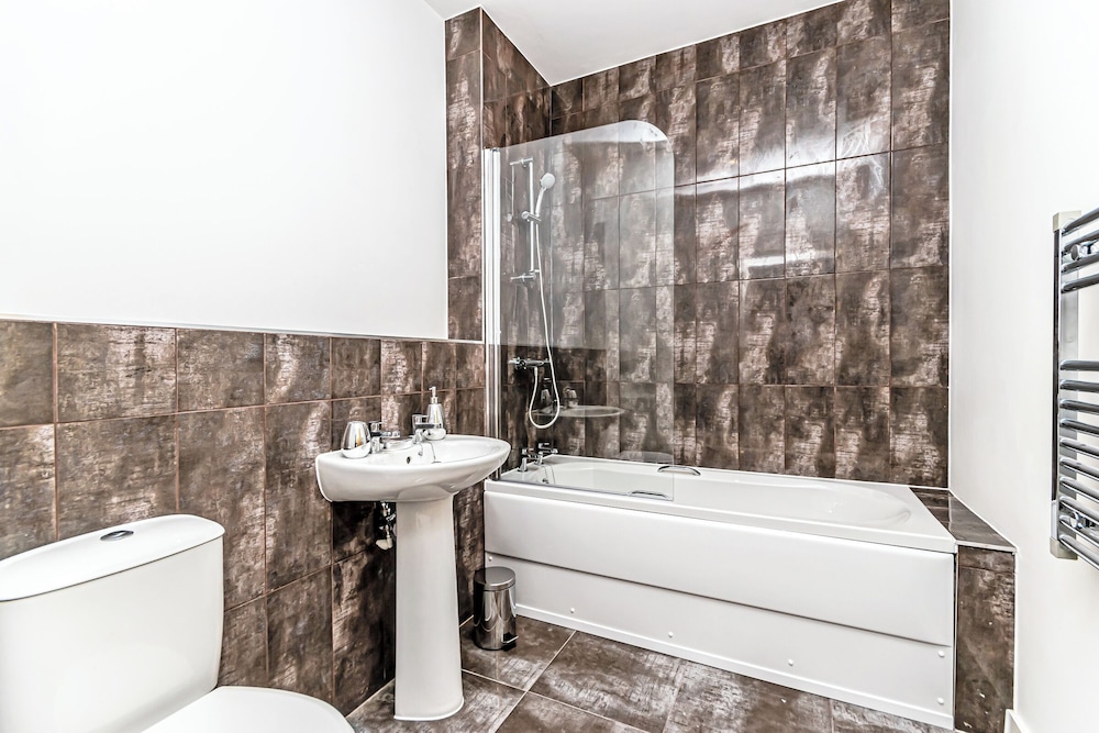 City Suites