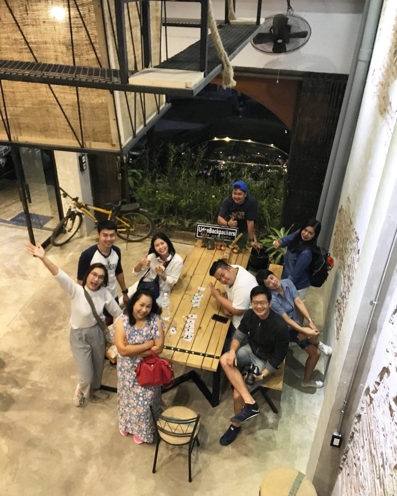 UdonBackpackers Beds and Cafe