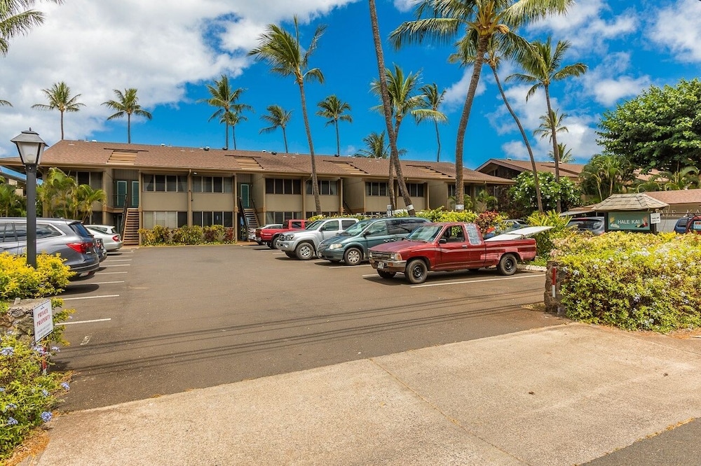 Hale Kai by Coldwell Banker Island Vacations