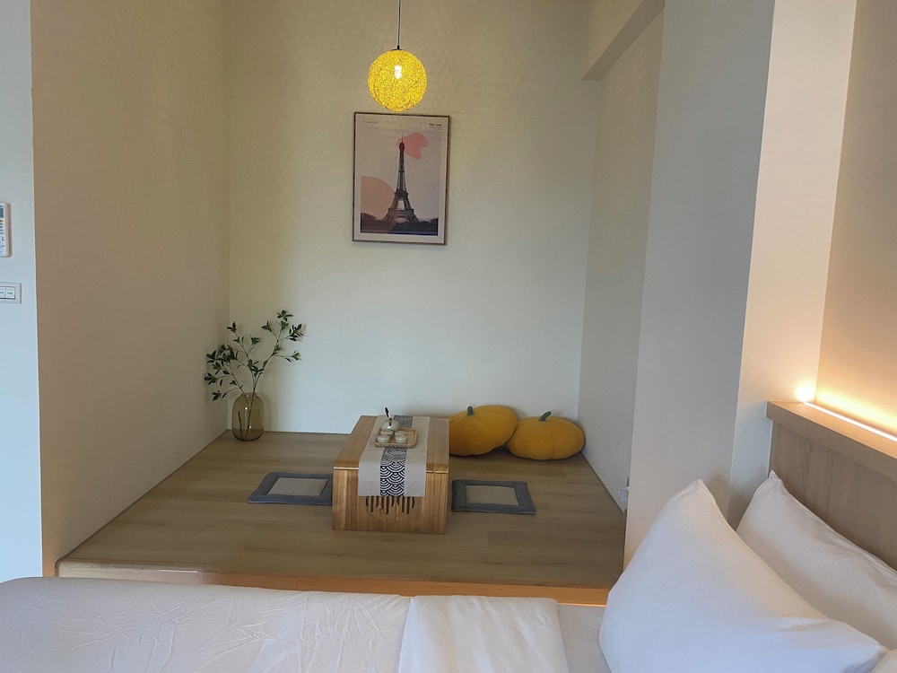 Orange Homestay