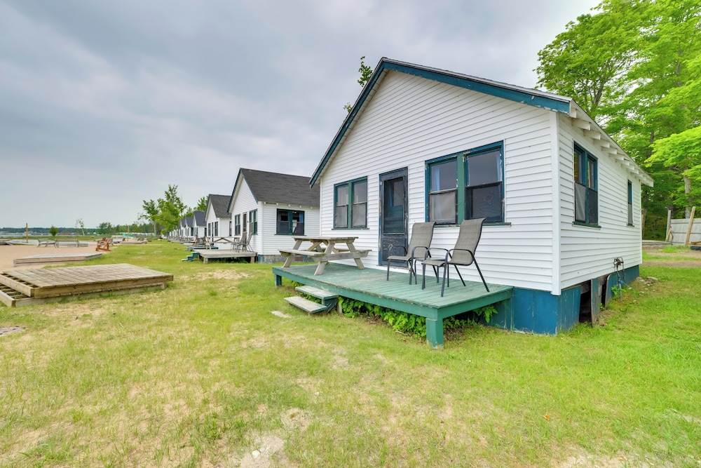 On Lake Huron: Pet-friendly Cabin in Cedarville!