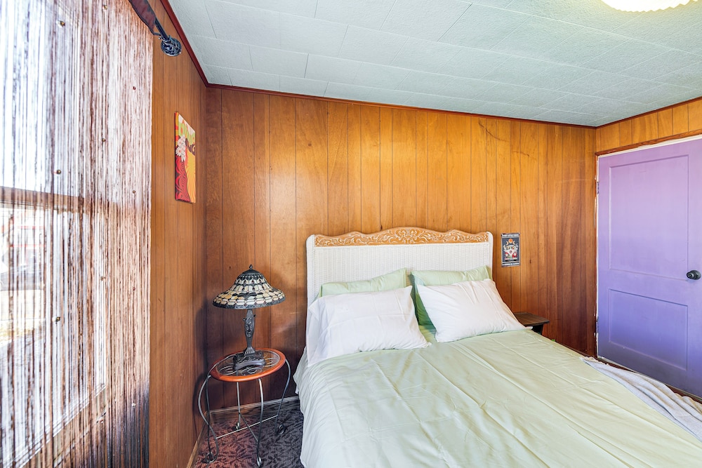 Walk to Beach & Harbor: Spacious Westport Apt!