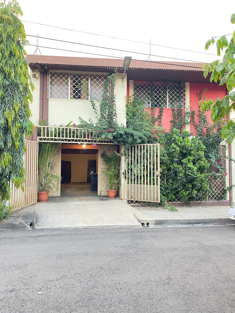 Mountain View hostel