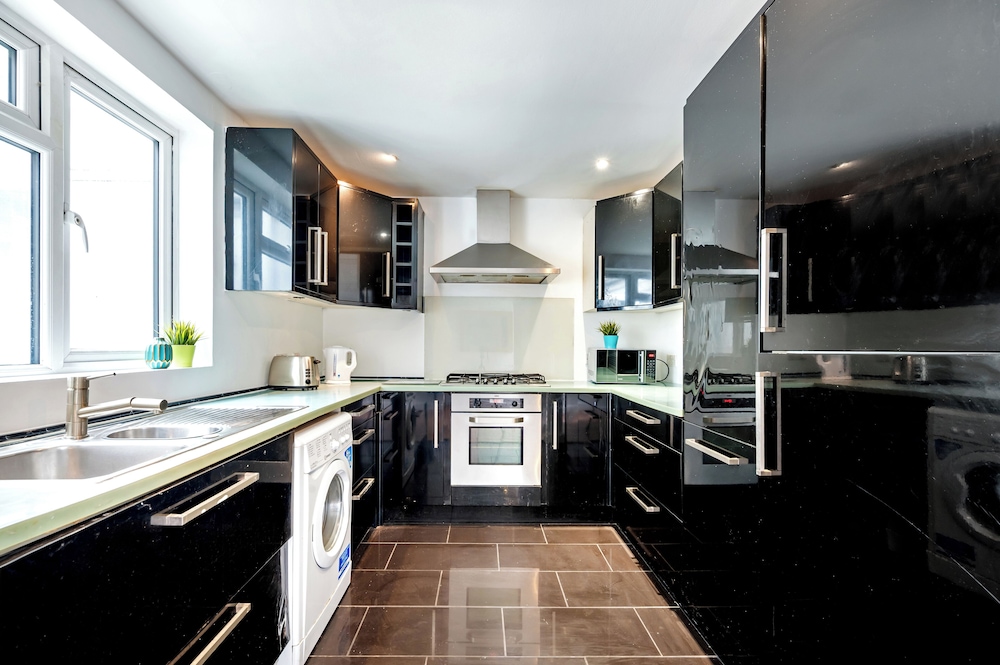 2 Bedroom flat in Putney by the river