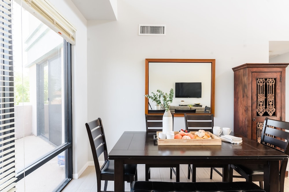Ivory II By Avantstay Gorgeous Spacious Home w Views Close To Old Town