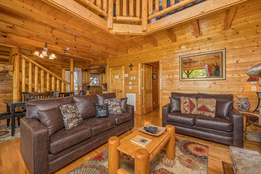 Dream on High - One Bedroom Cabin view 4