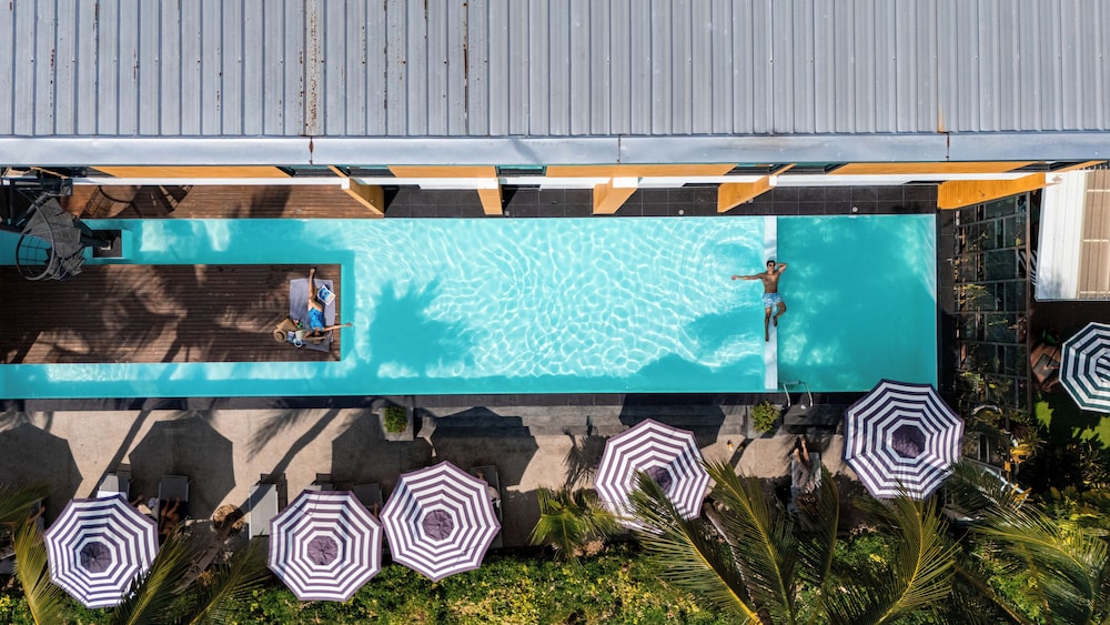 Book a Bed Poshtel - Hostel
