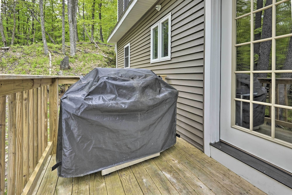 Old Forge Home w/ Hot Tub & Game Room! view 5