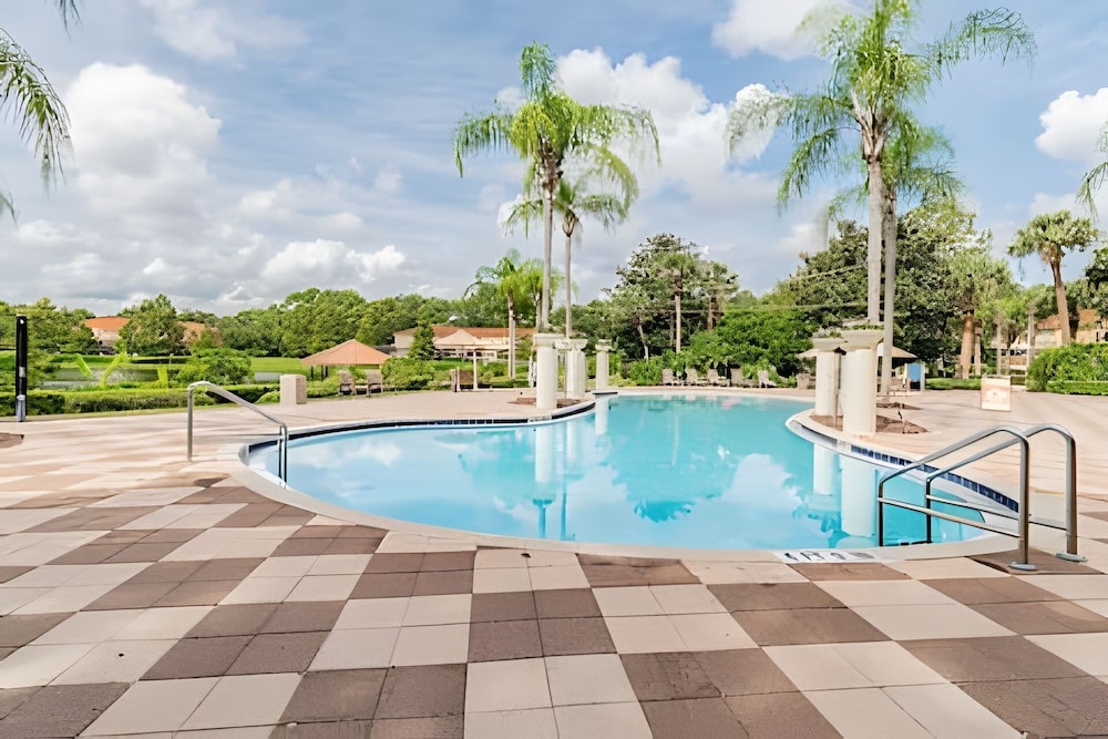 3bd/2.5ba Private Jacuzzi King Bed