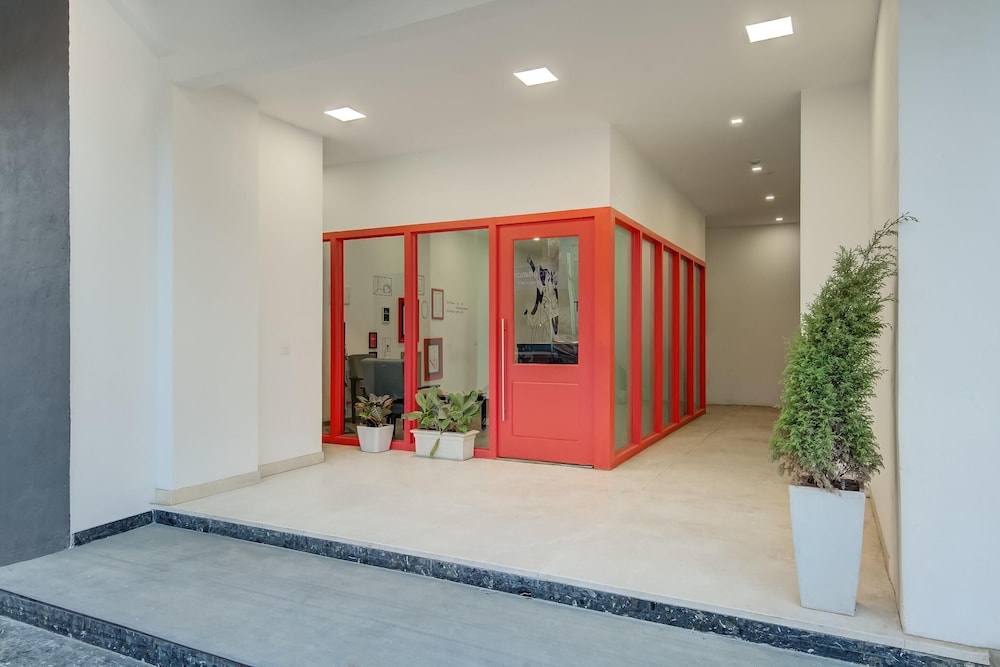 Blissful Stays at MG Road Pune