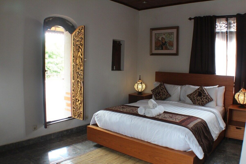 Puri Anyar Heritage