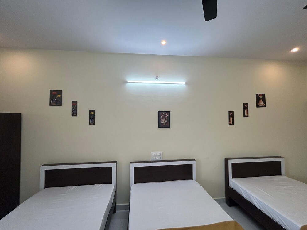 Sriram Guest House
