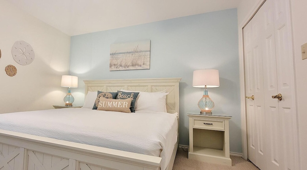 Tranquil Turquoise Retreat
