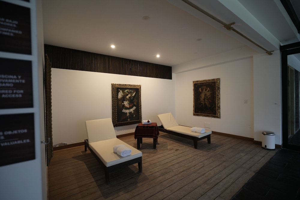 Rustica hoteles URUBAMBA