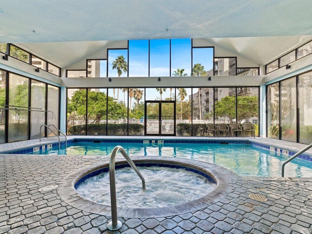 Enclave Swanky