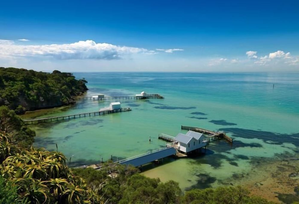 Bayplay Beach Accommodation - 2 locations