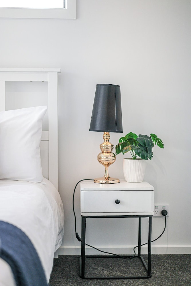StayAU Fresh Modern 5BR Retreat Netflix in Berwick