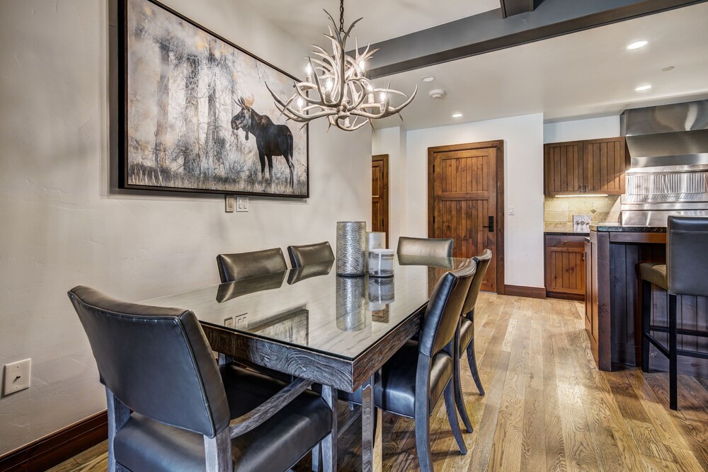 Remodeled 3br Condo In Bachelor Gulch - Ski In/out 3 Bedroom Condo view 5