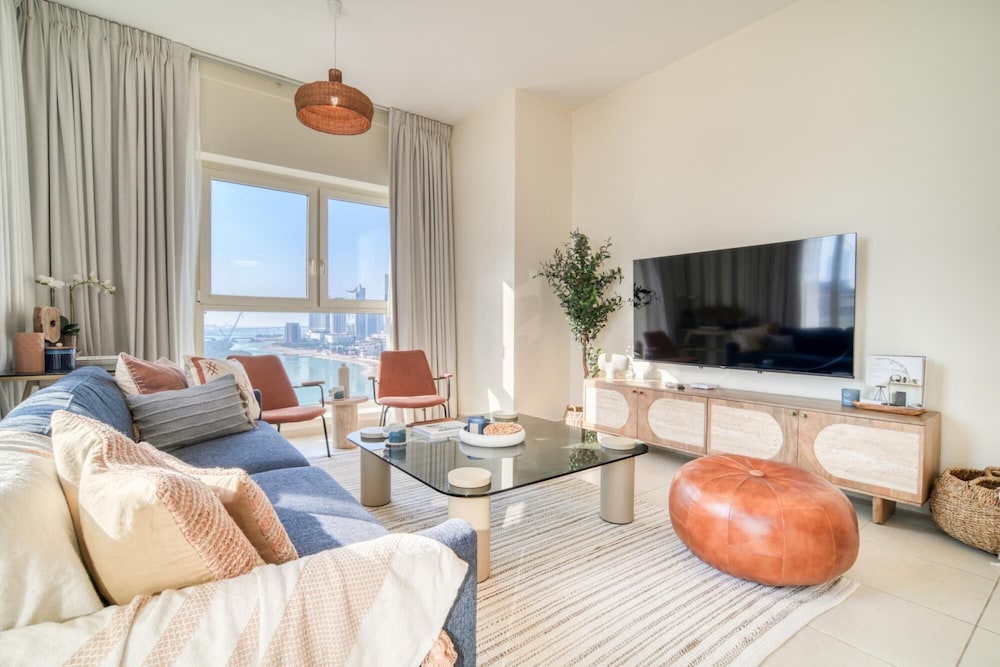 Reem Island Beach Escape w Stellar Balcony Views