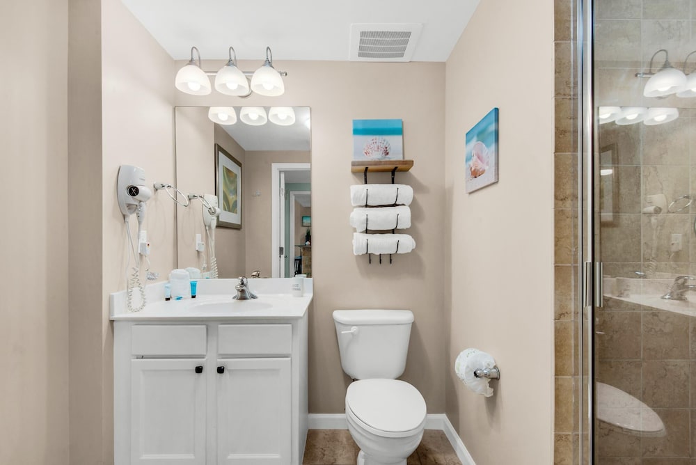 Palms Resort #2605 Jr 2BR