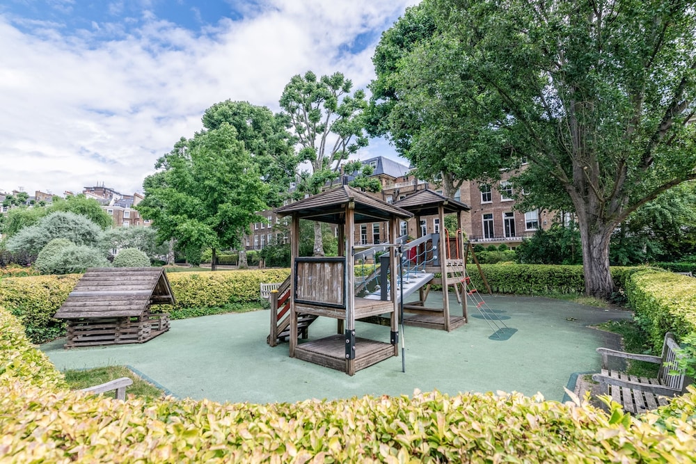Canal Crescent Charm Flat With Stunning Views, Little Venice