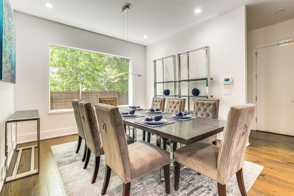 Luxe Buckhead Retreat 6 Mi to Dtwn Atlanta