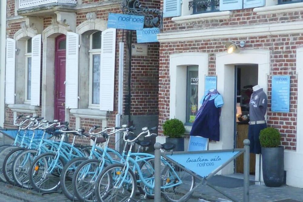 Townhouse Near Bay of Somme and Norman Beaches
