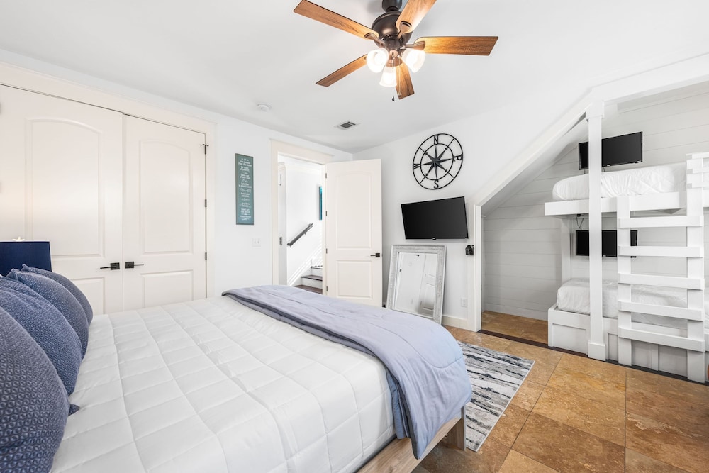 Modern Stay Near 30A w Pool Balcony Golf Cart Rental 30A Sunset Cove
