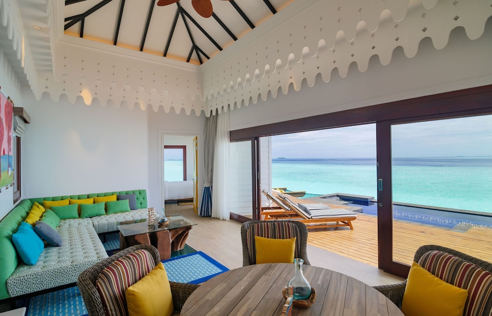 SAii Lagoon Maldives, Curio Collection By Hilton 132