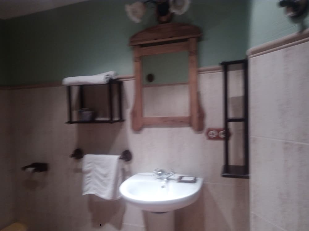 El Cabriel Hostal Rural photo 4