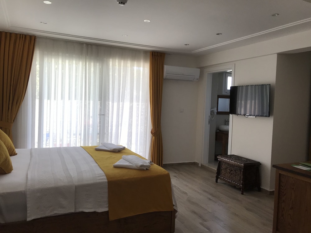 Infinity Ruby Hotel - Image 52