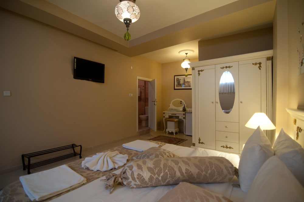 Safran Suites